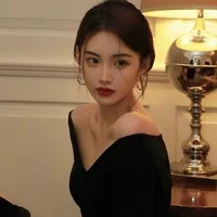 น้ำหอม(แม่นอ.)