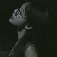แอชลี่(แม่นางเอก)