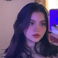 lexi(copine de kara)