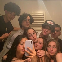 tout le monde