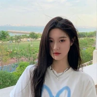 Arrisa Adelia Neuvellion(Oma/Nenek)