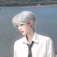 พฤษภ(เพื่อนนายเอก)