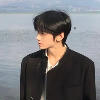 ศคุณ(พ่อเลี้ยงนายเอก)
