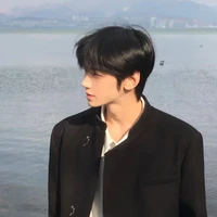 เนี่ยนเจิน