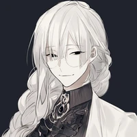 เมย์(แม่พ.อกับเเม่เลี้ยงน.อ)