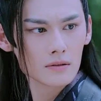 ประคองยศ