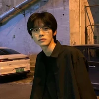 คิม//พ.พ.อ