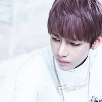 kim taehyung del pasado