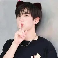 ปริ้นซ์_🐭👑(นายเอก)