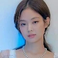 JENNIE
