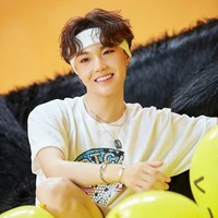 Kim Doyoung (Mc bff/O)