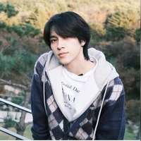 LEE HENDERY
