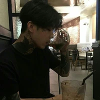 แบล็ค(พระเอก)นักดนตรี