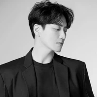 เมธา🤴❄️(ป๊า น.อ)