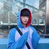 JAMES 🦈