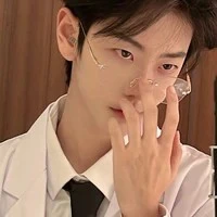 นัท(พ่อนาเดียร์)