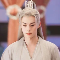 อวี้ฉือ(พ่อนางเอก)