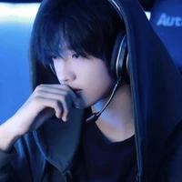 ซาวด์ (พระเอก²+ประธานชมรม Esports)