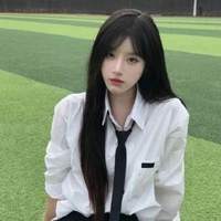 Kinan Vincent (Kakak Karine)