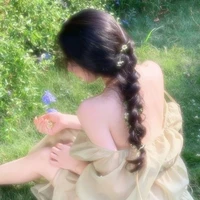 มิน[นางเอก]