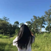 นินา•