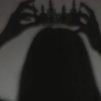 me( luna)