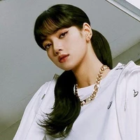 Hazel Valencia A.