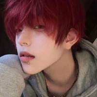 ไนท์:นายเอก-แฝดพี่