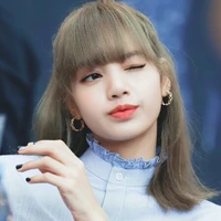 Lalisa Manobal (Lisa)