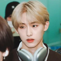 Huang Sicheng / winwin (Renjun Mom)