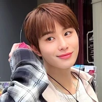 Park Jungwoo (Jisung Mom)