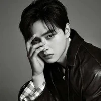 ★ ARCHIE DAMIAN GREY