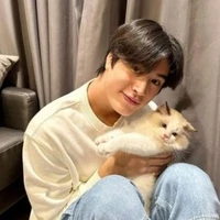 นีนี่