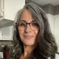 Paula Vassiliev (46 anos/mãe do Anthony)