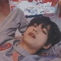 Taehyung/V