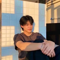 นภัทร(น้องคนกลาง)