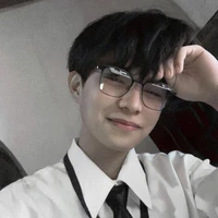 ดิว(นายเอก)