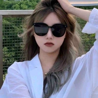 ม่อน