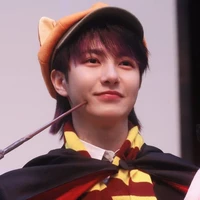 Zhong[Na] Renjun