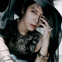 Seo Chittaphon Leechaiyapornkul [ Ten ]
