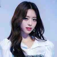 Jeon Yuna 