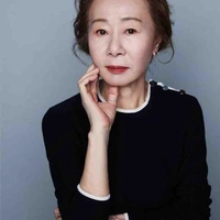 Old madam Jeon 