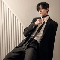 อาร์ค (พระเอก1+คนที่ฮอตที่สุดในโรงเรียน)