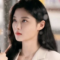 KIM YOO-JUNG