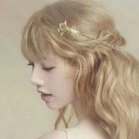 Ainsley Xaviella LouisVuitton ( Putri )