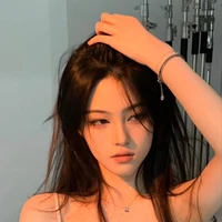 ไอว่า:เพื่อนนอ.