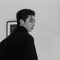 ชิม่อน✴️(พระเอก)