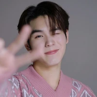 เฉินไน๋ น.อ