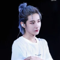 Lai (Huang)Renjun