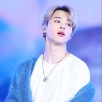 เหนือ(พี่เลี้ยงนางเอก)